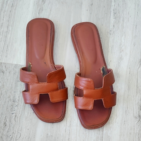 Brown H Sandals - Picture 1 of 8